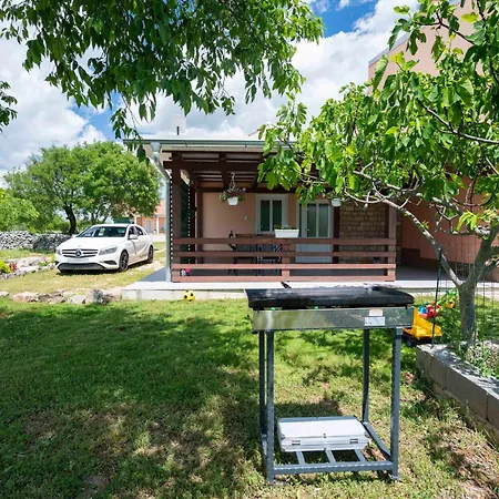 Apartman Martin-nearby Krka National Park *
