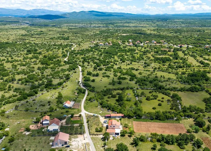 Apartman Martin-nearby Krka National Park Kaocine