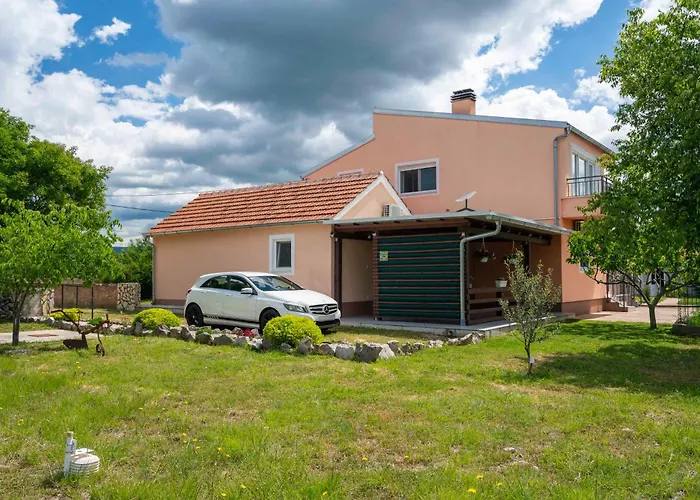 Martin-nearby Krka National Park Apartamento